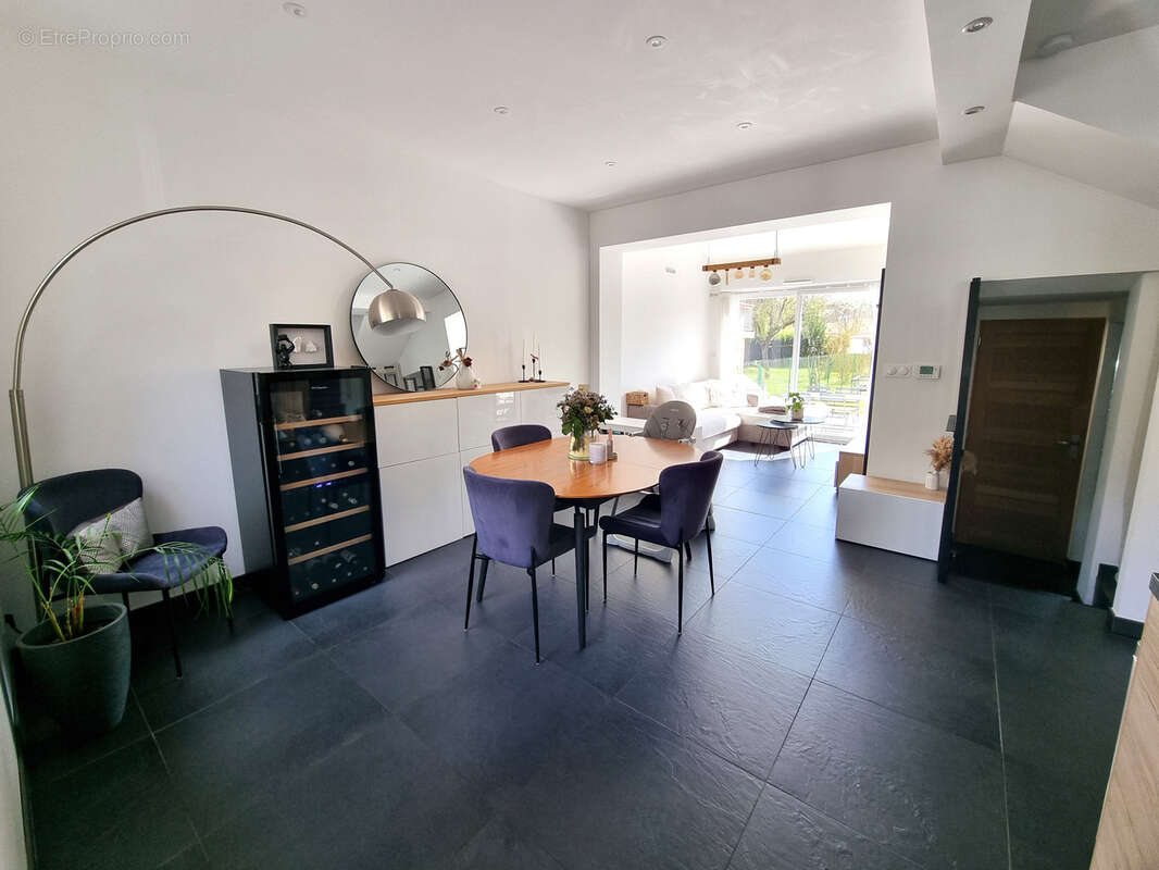 Maison à LIVRY-SUR-SEINE