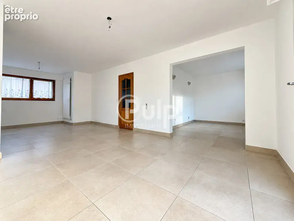 Anzin-Saint-Aubin, Maison familiale aux beaux volumes ! - photo 2