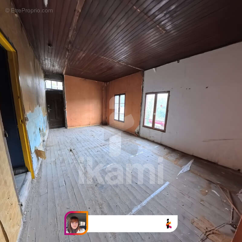 Maison à SAINT-LATTIER