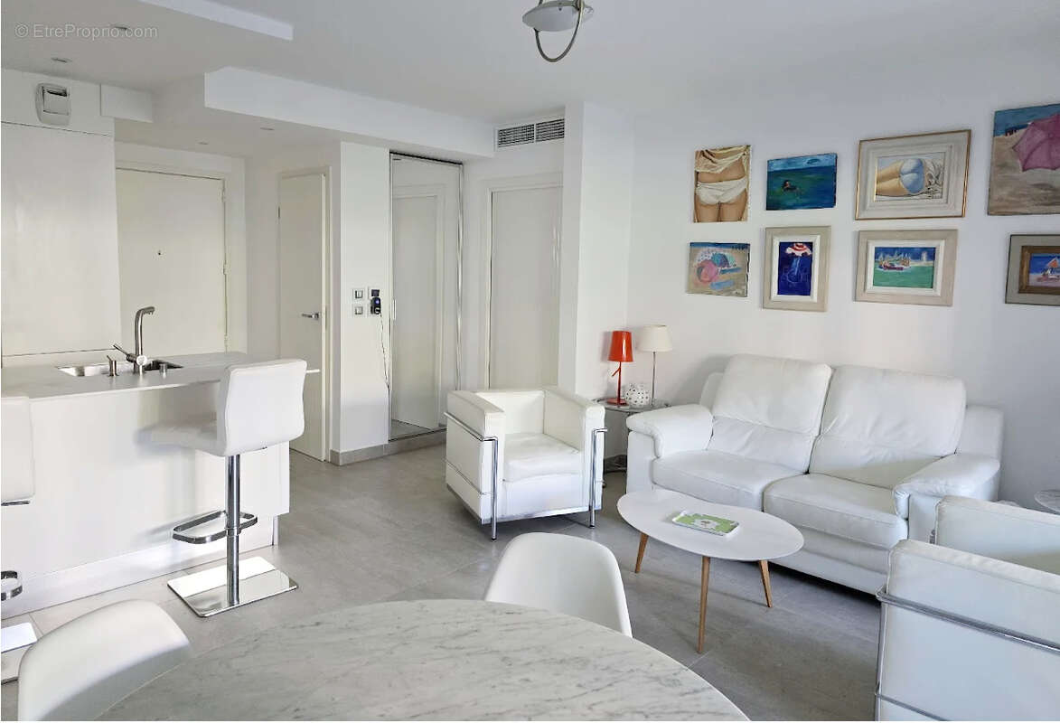 Appartement à SAINT-TROPEZ