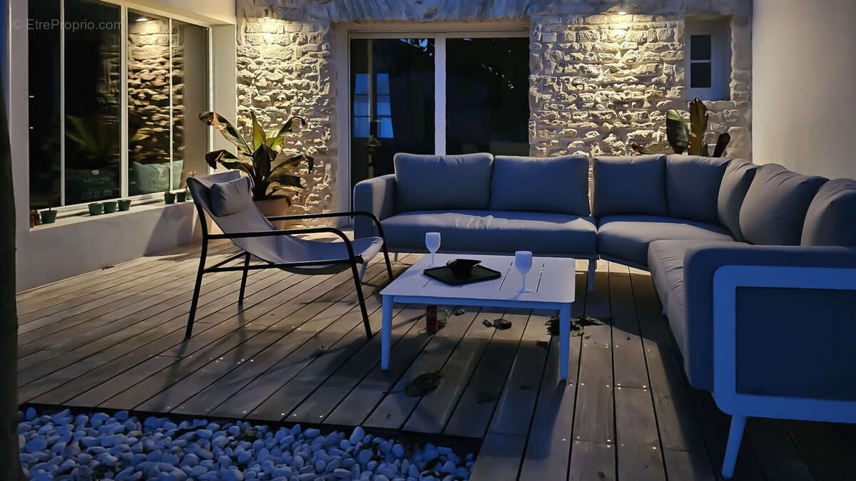 Maison à SAINTE-SOULLE