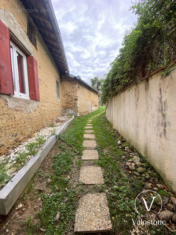 Maison à MONTGAILLARD