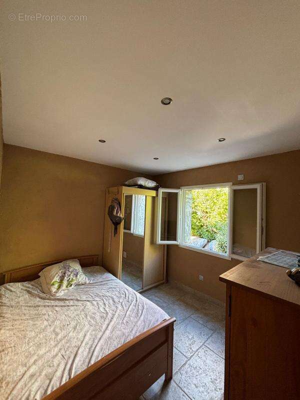 Maison à SAINT-SAUVEUR-GOUVERNET