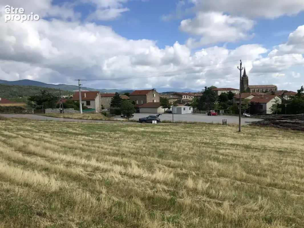 Terrain à PREAUX