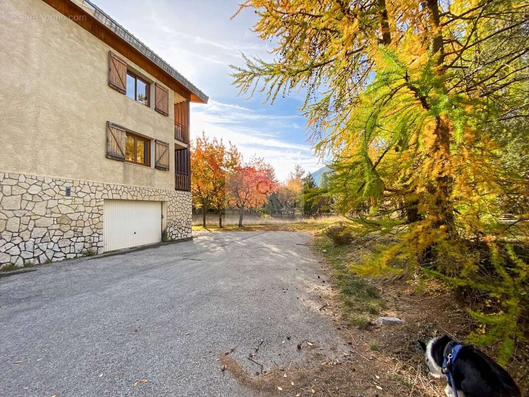 Appartement à SAINT-ETIENNE-DE-TINEE