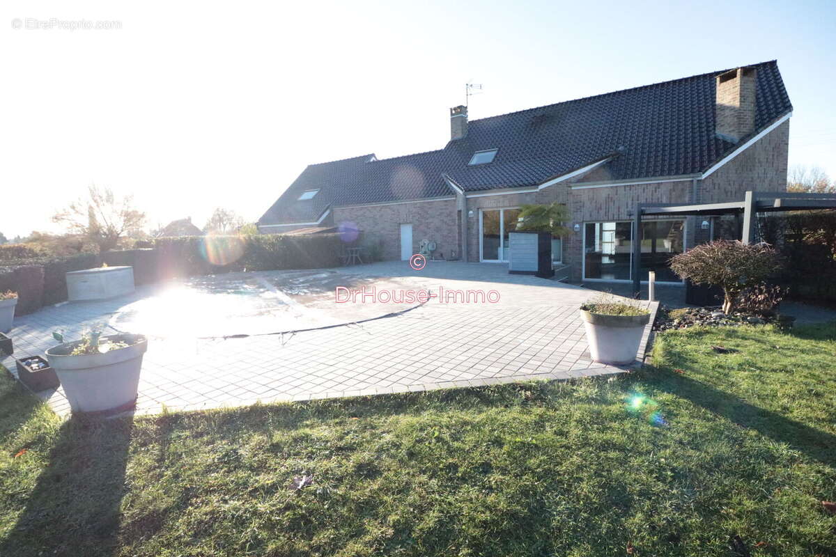 Maison à BRUILLE-SAINT-AMAND