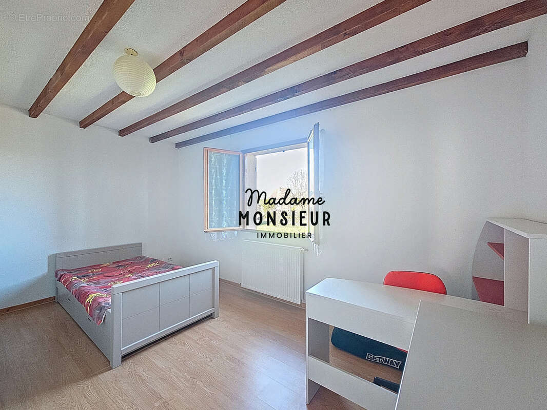 Maison à SERMERIEU