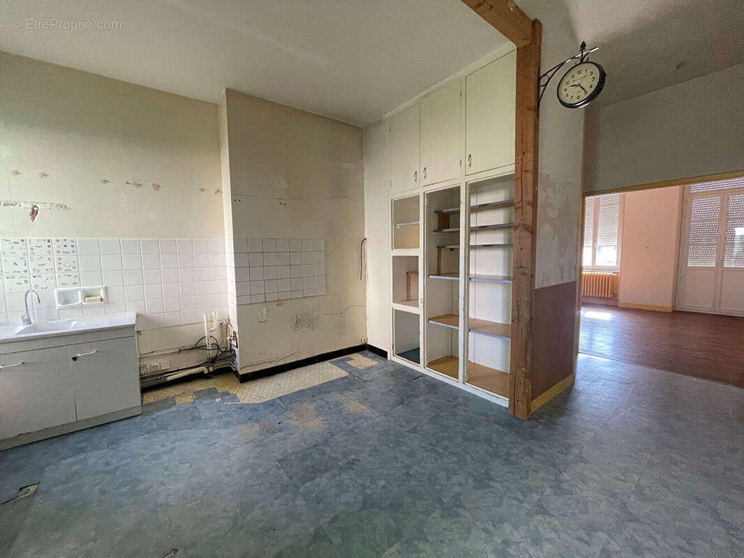 Appartement à COMMENTRY