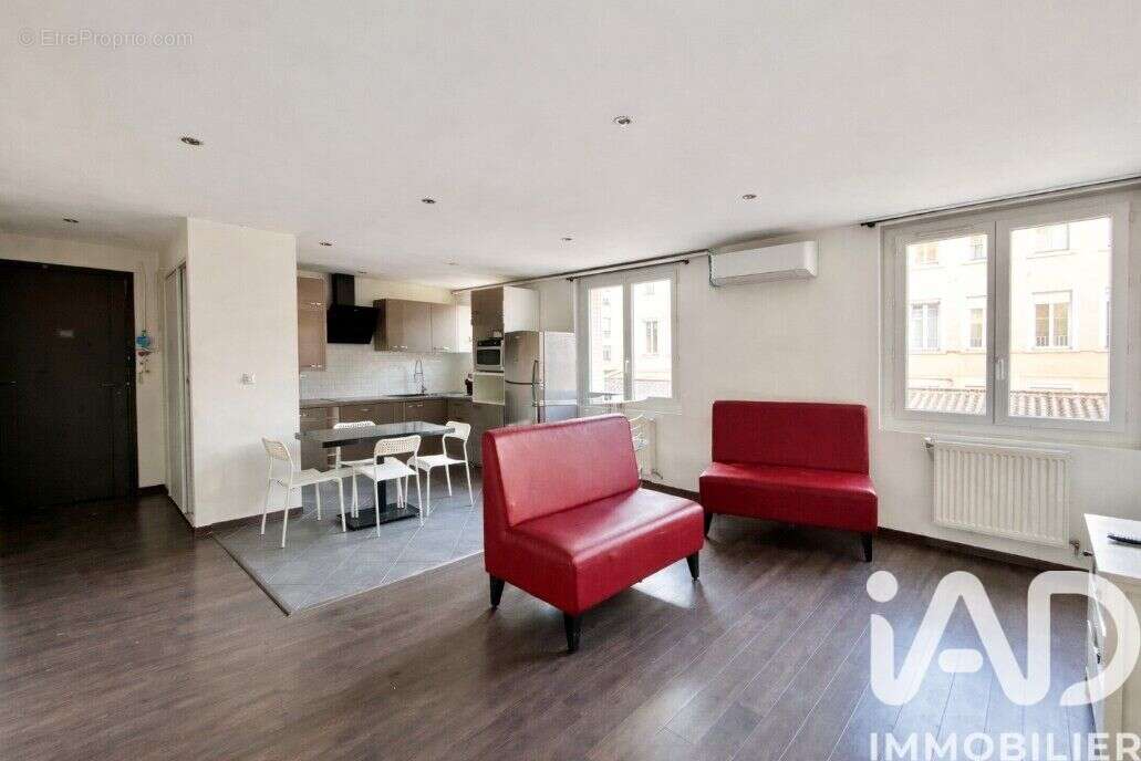Photo 3 - Appartement à VILLEURBANNE