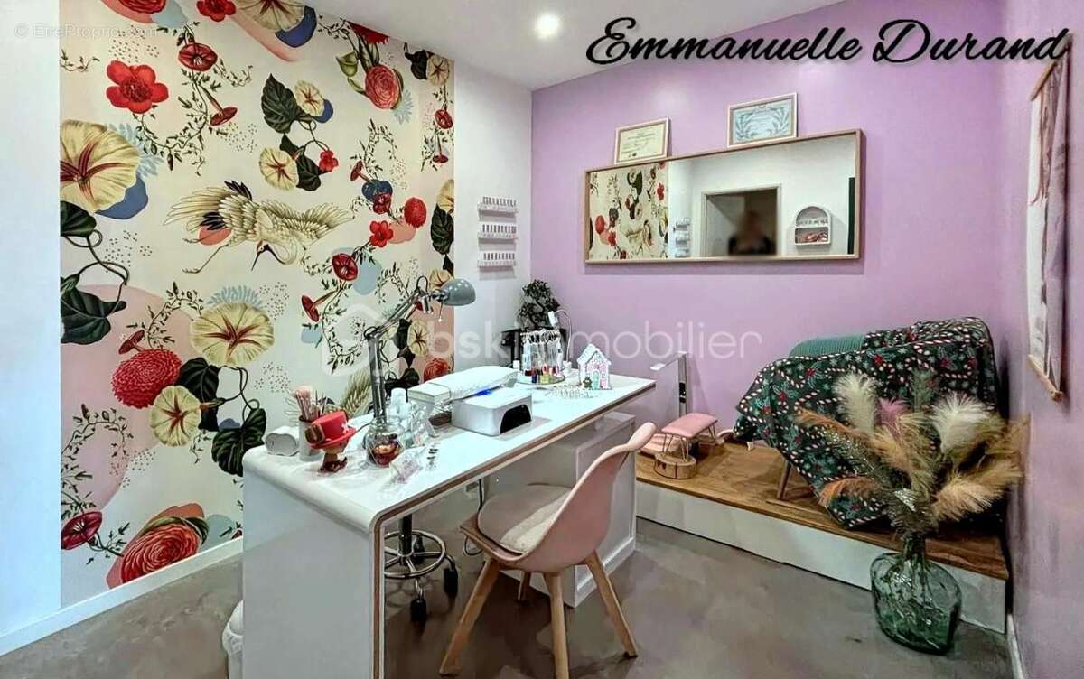 Commerce à SAINT-PAUL-TROIS-CHATEAUX