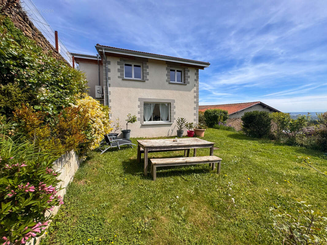 Maison à CHUYER