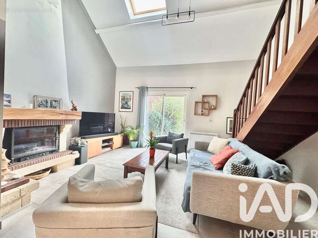 Photo 3 - Maison à CHAMPS-SUR-MARNE