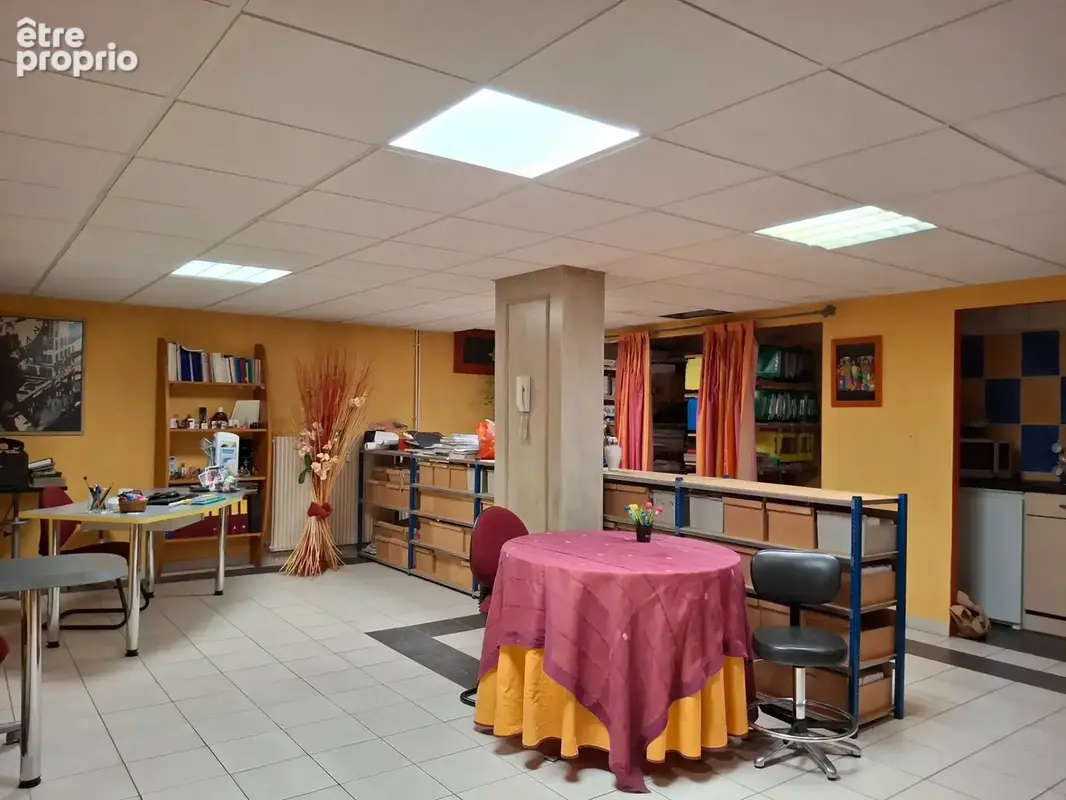 Local commercial polyvalent – Résidence Couronne de Gigny - photo 8