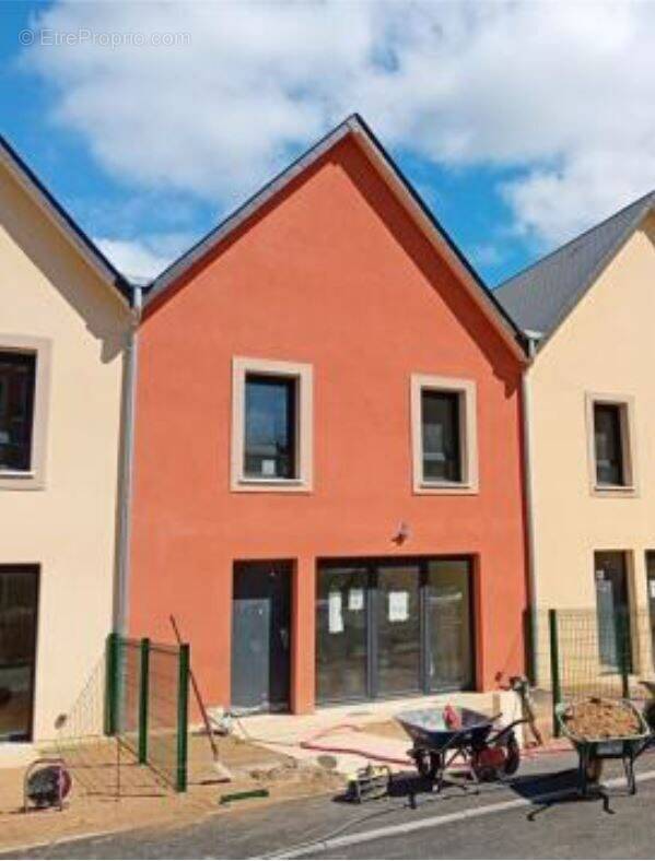 Maison à PONT-L&#039;EVEQUE