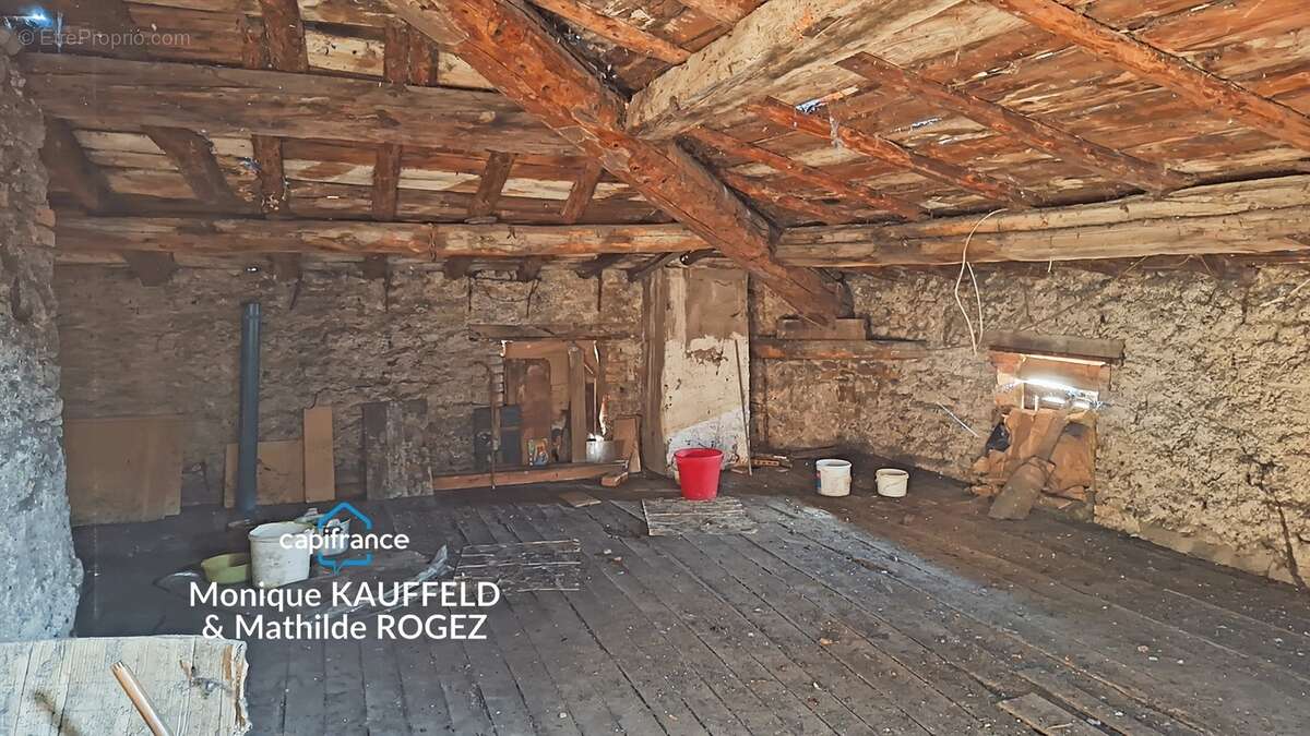 Immeuble de rapport à vendre COURPIERE (63) - photo 19