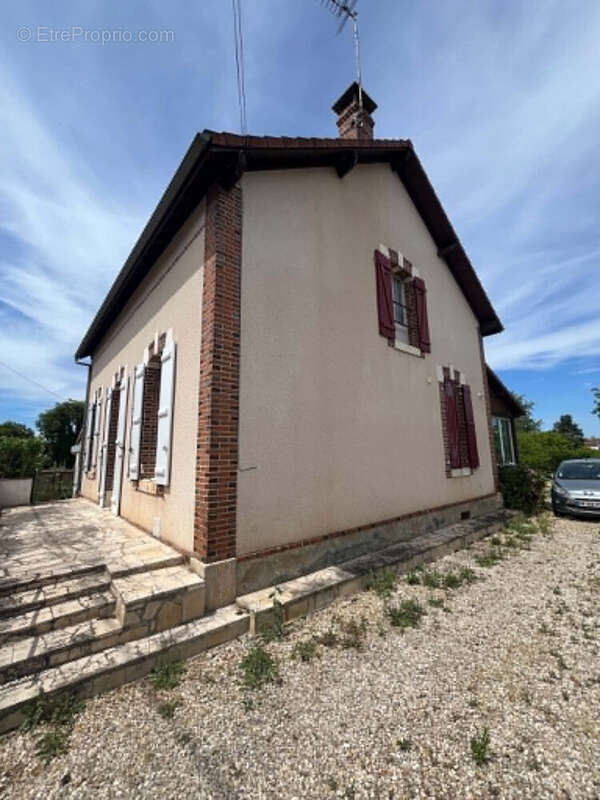 Maison à AUXERRE