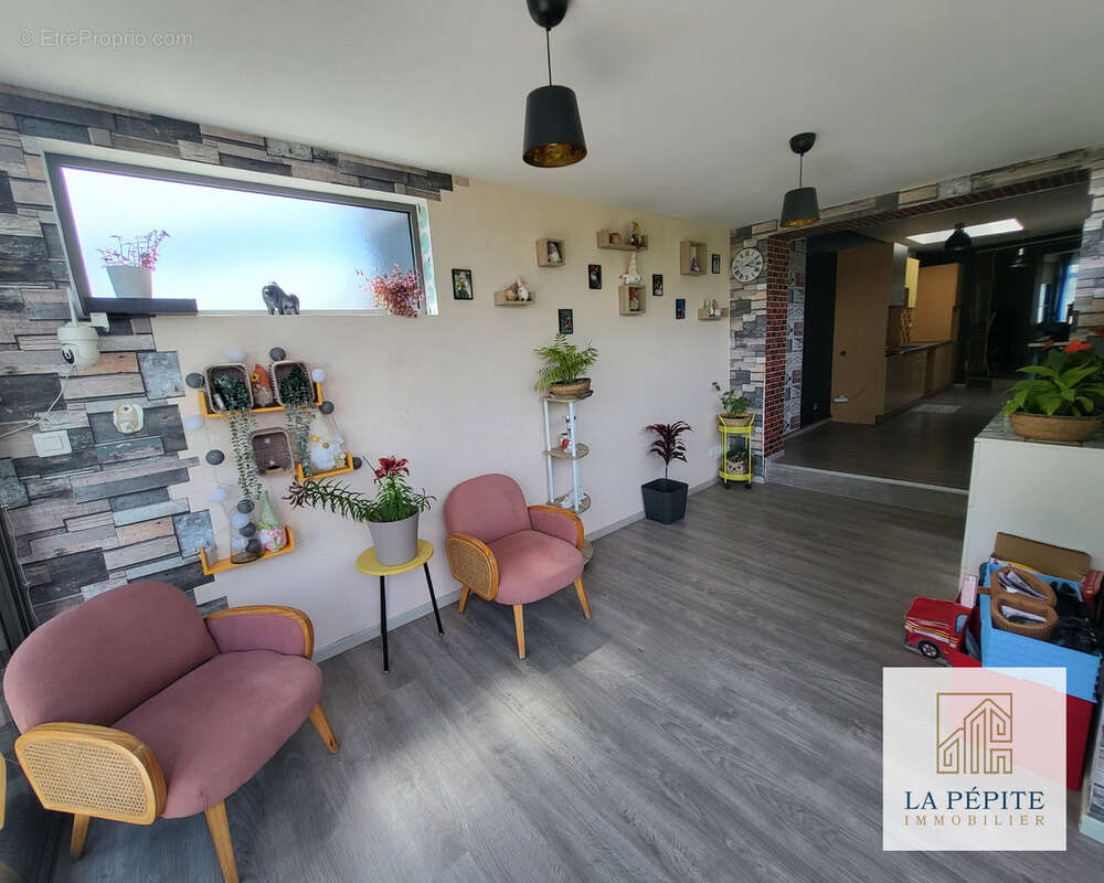 Maison de ville 114 m2 - 2 chambres - 2 bureaux - terrasse et jardin - aulnoye-aymeries - photo 12