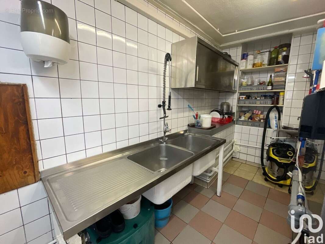 Photo 9 - Commerce à LA TRONCHE