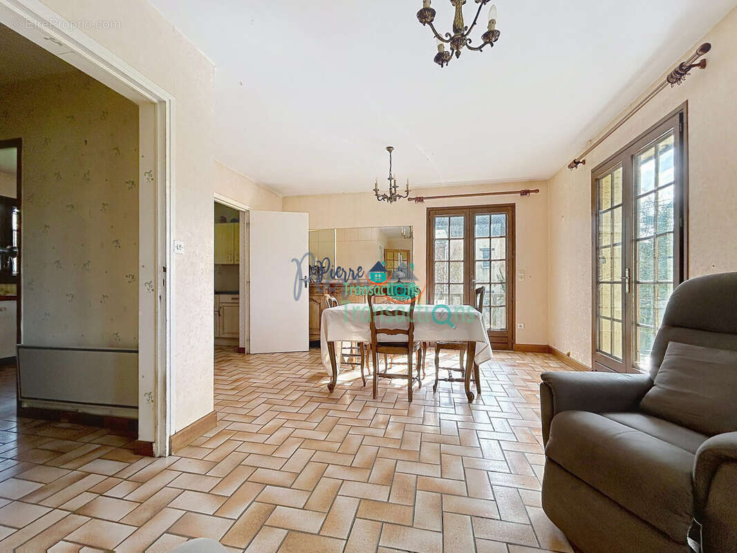 Maison à LILLEBONNE