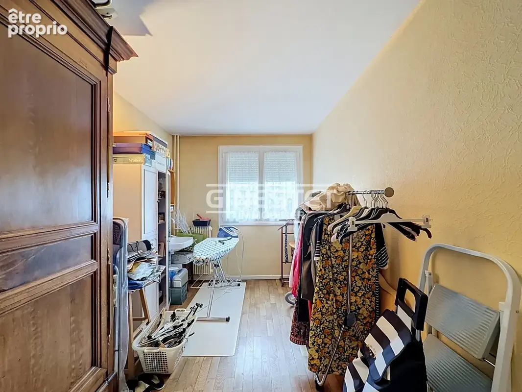 Appartement Type 5, 90.30m2, balcon, proche gare, centre-ville et universités - photo 11