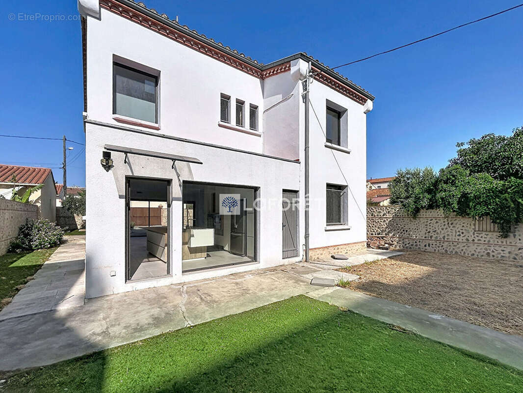 Perpignan Maison contemporaine  -147 m² - 4 faces - Terrain traversant de 500 m² - photo 15