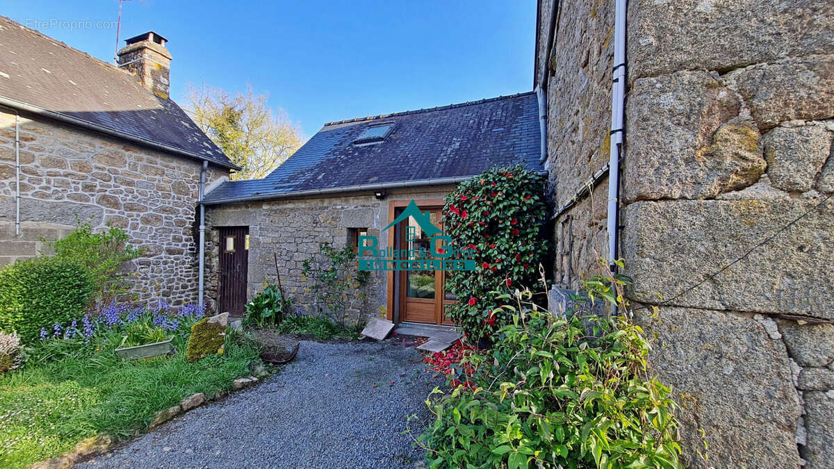 Maison à SAINT-OUEN-DES-ALLEUX