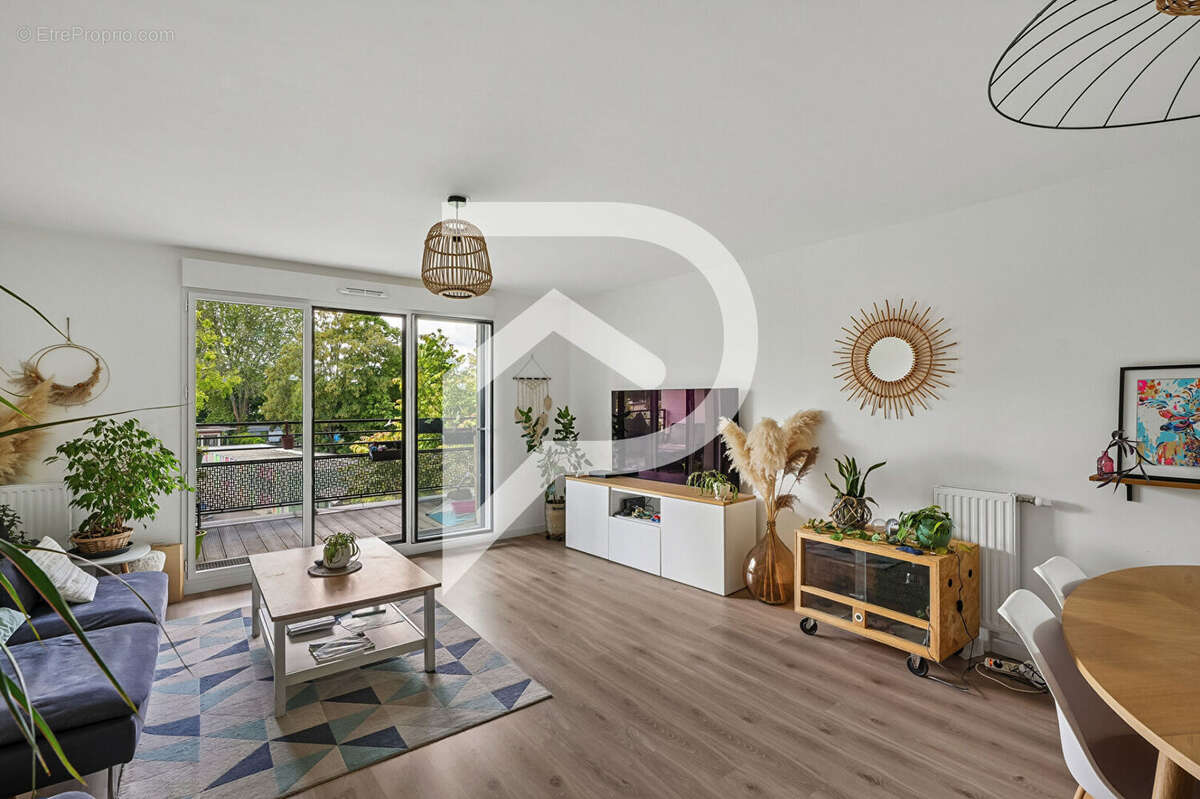 Appartement à COLOMBES