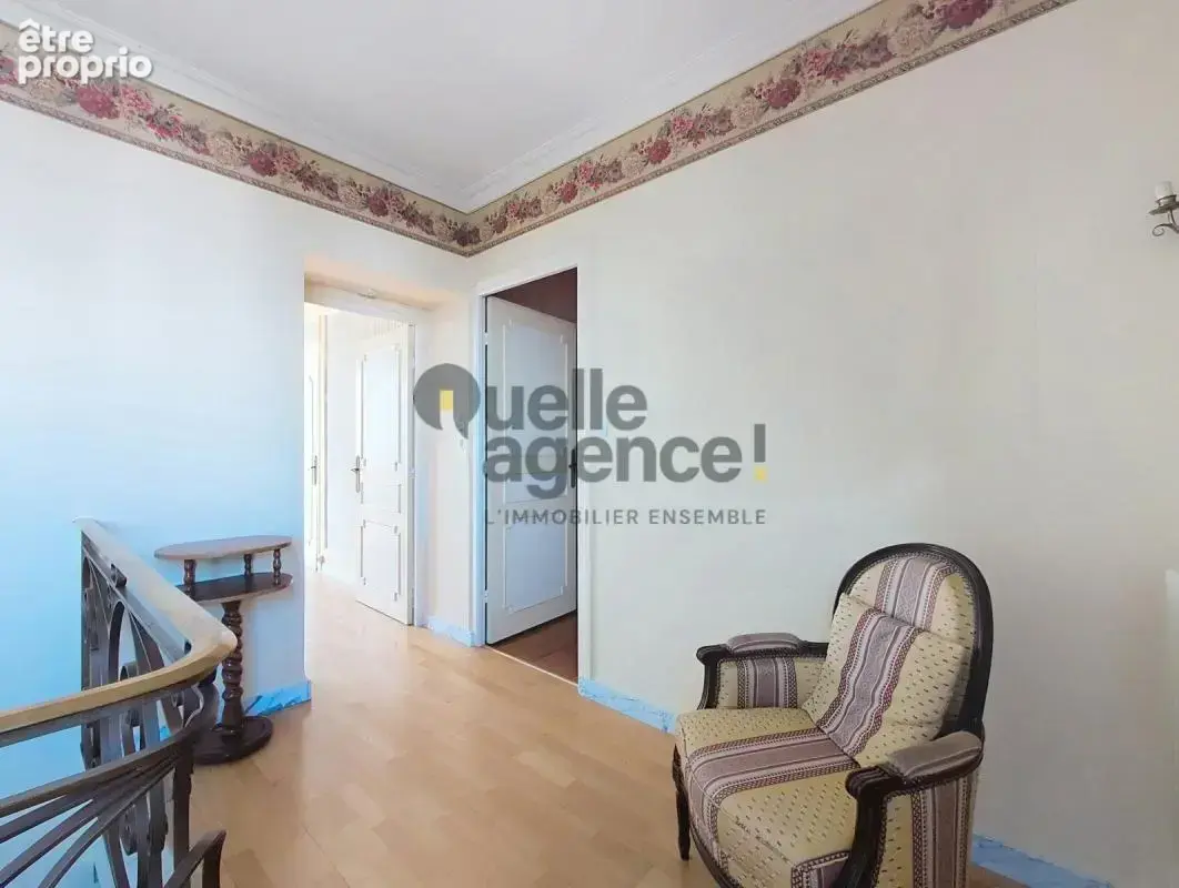 Maison bourgeoise au cœur du bourg - photo 16