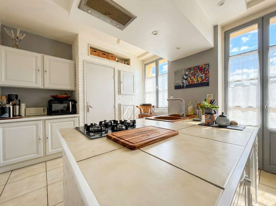 Maison à FEUCHEROLLES