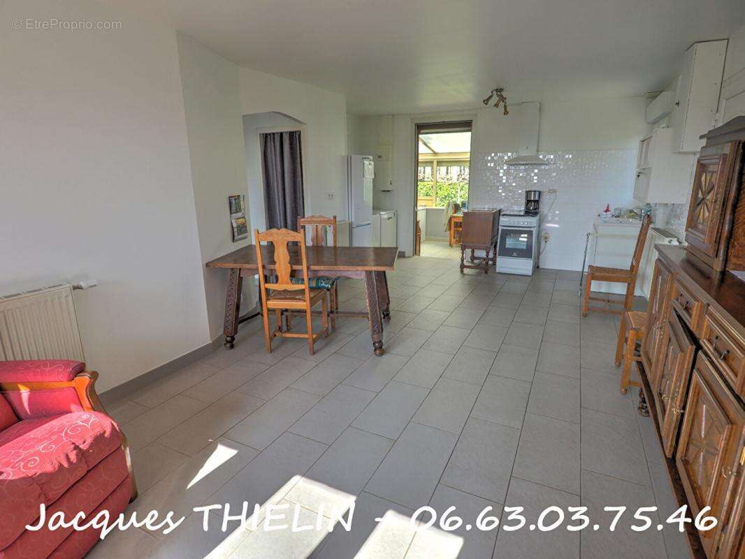 Maison à BEAUFORT-EN-VALLEE