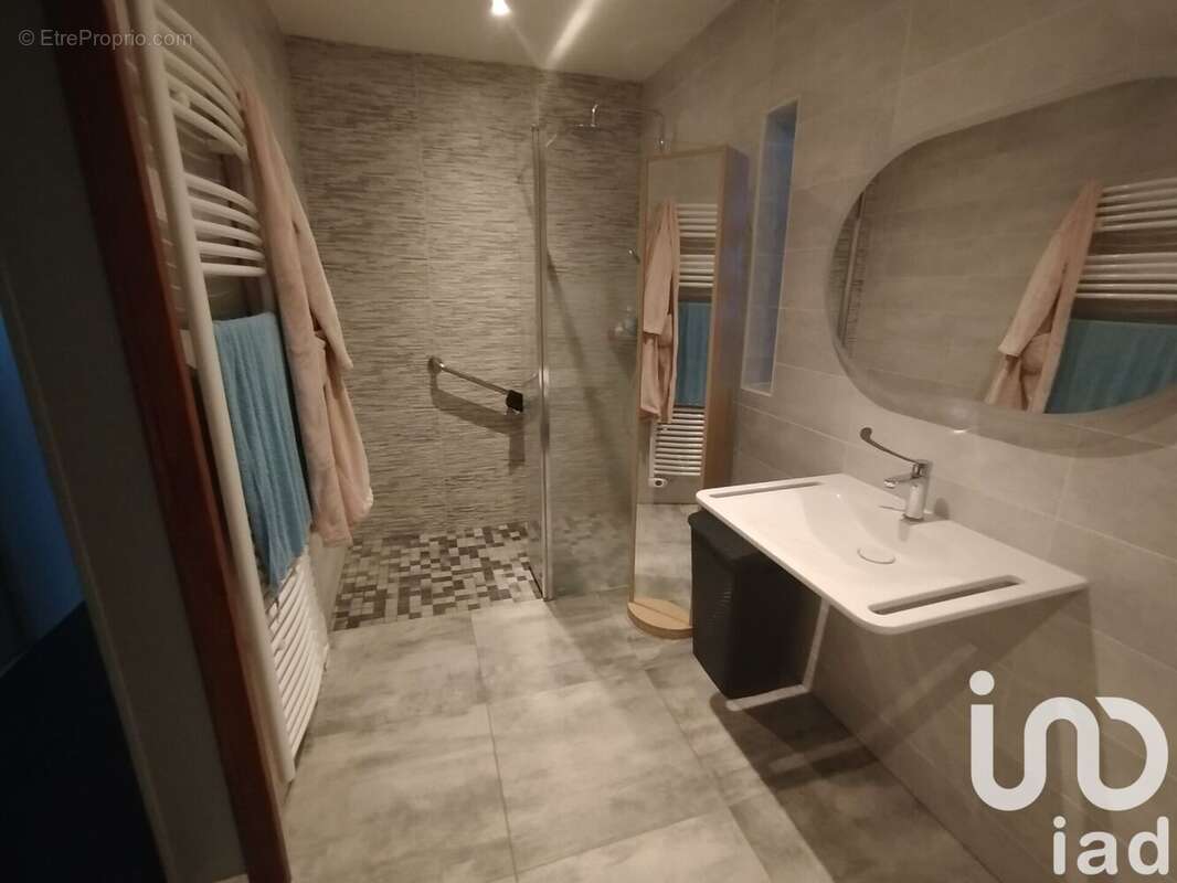 Photo 4 - Maison à LAVARE