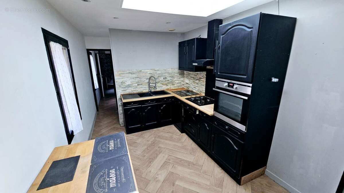 Maison 4 pièces / 74 m² / 105 000 EUR / SUZANNE - photo 4
