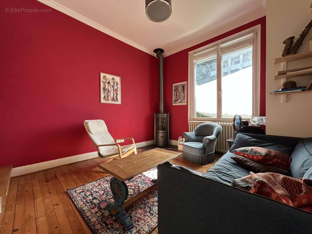 Valence avenue maurice faure - maison 7 pieces de 133 m2 - photo 6