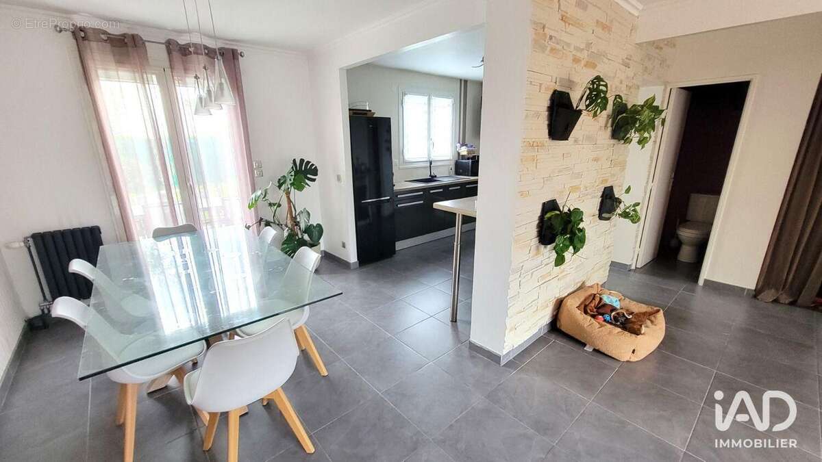 Maison 110 m² à Chelles  - photo 6