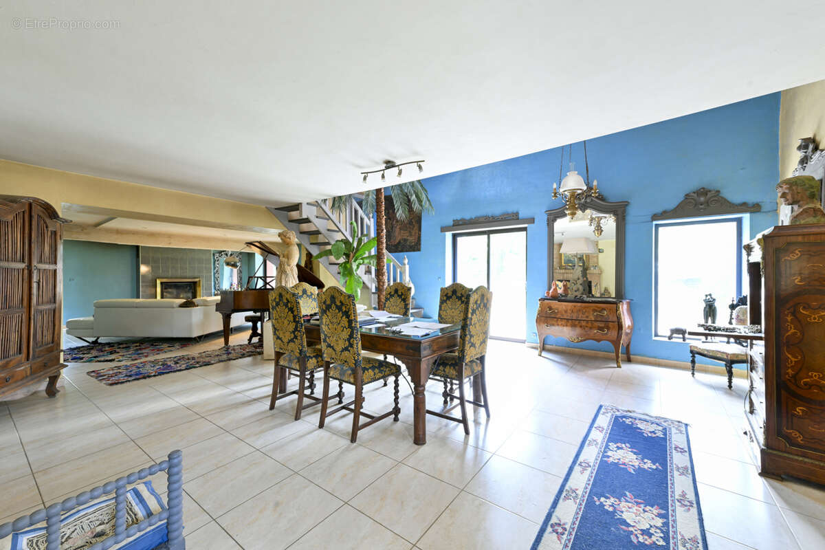 Maison à LE MAY-SUR-EVRE