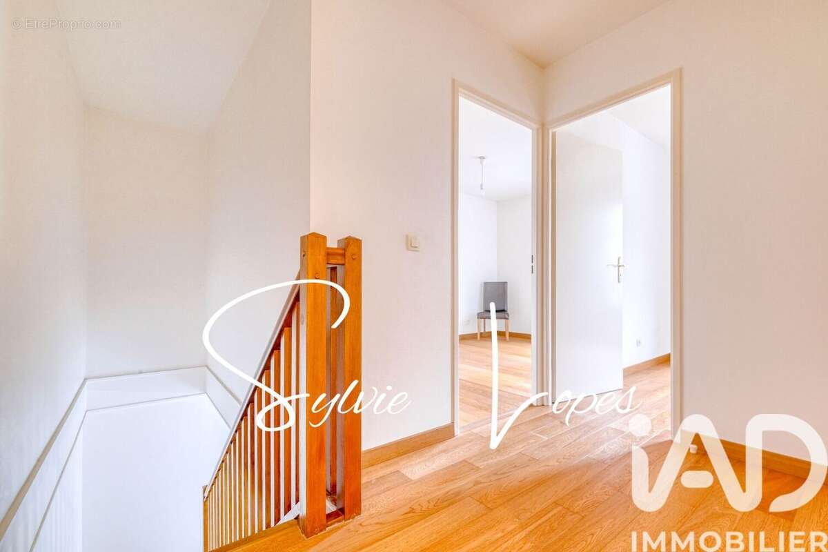 Photo 7 - Appartement à MAGNY-LE-HONGRE