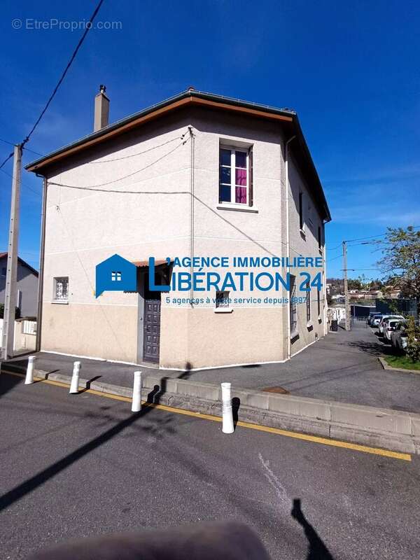 Appartement à SAINT-ETIENNE