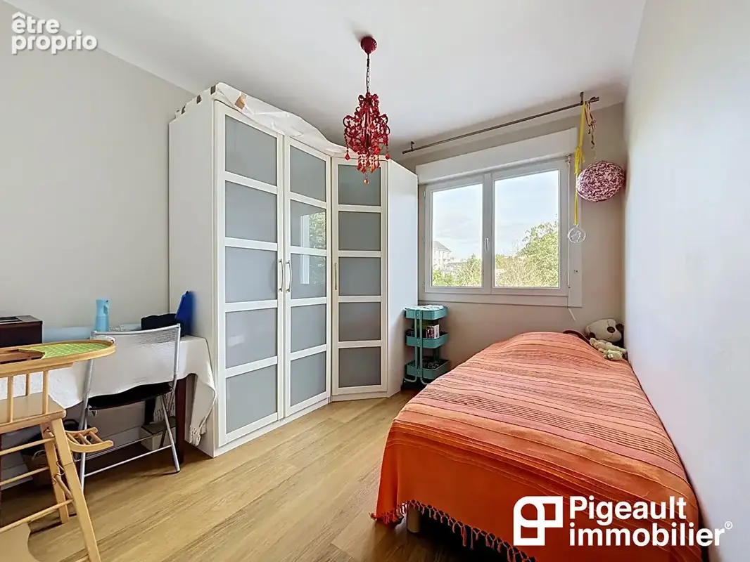 Appartement T4 à vendre - Rennes Sacré Coeurs - 3 chambres - Cave et Grenier - photo 5