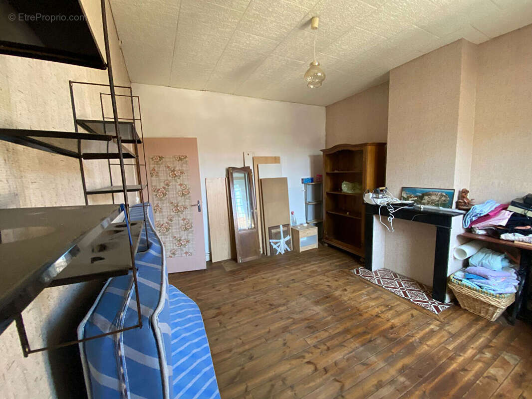 Maison à SAINT-QUENTIN