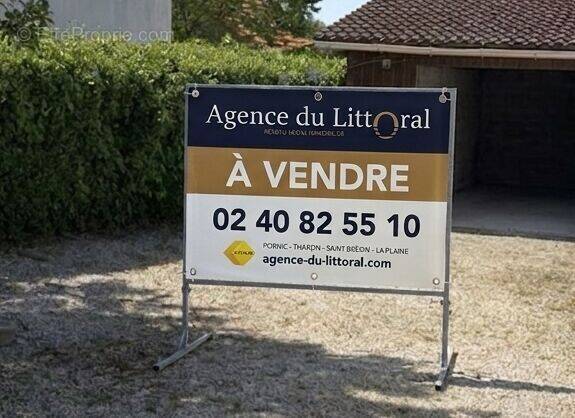 Terrain à PREFAILLES