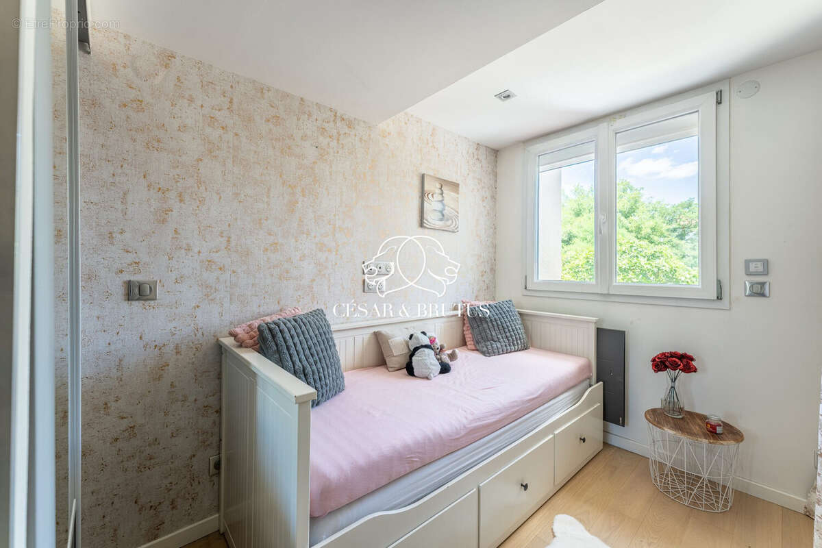 Maison 72 m² à Saint-Priest  - photo 9