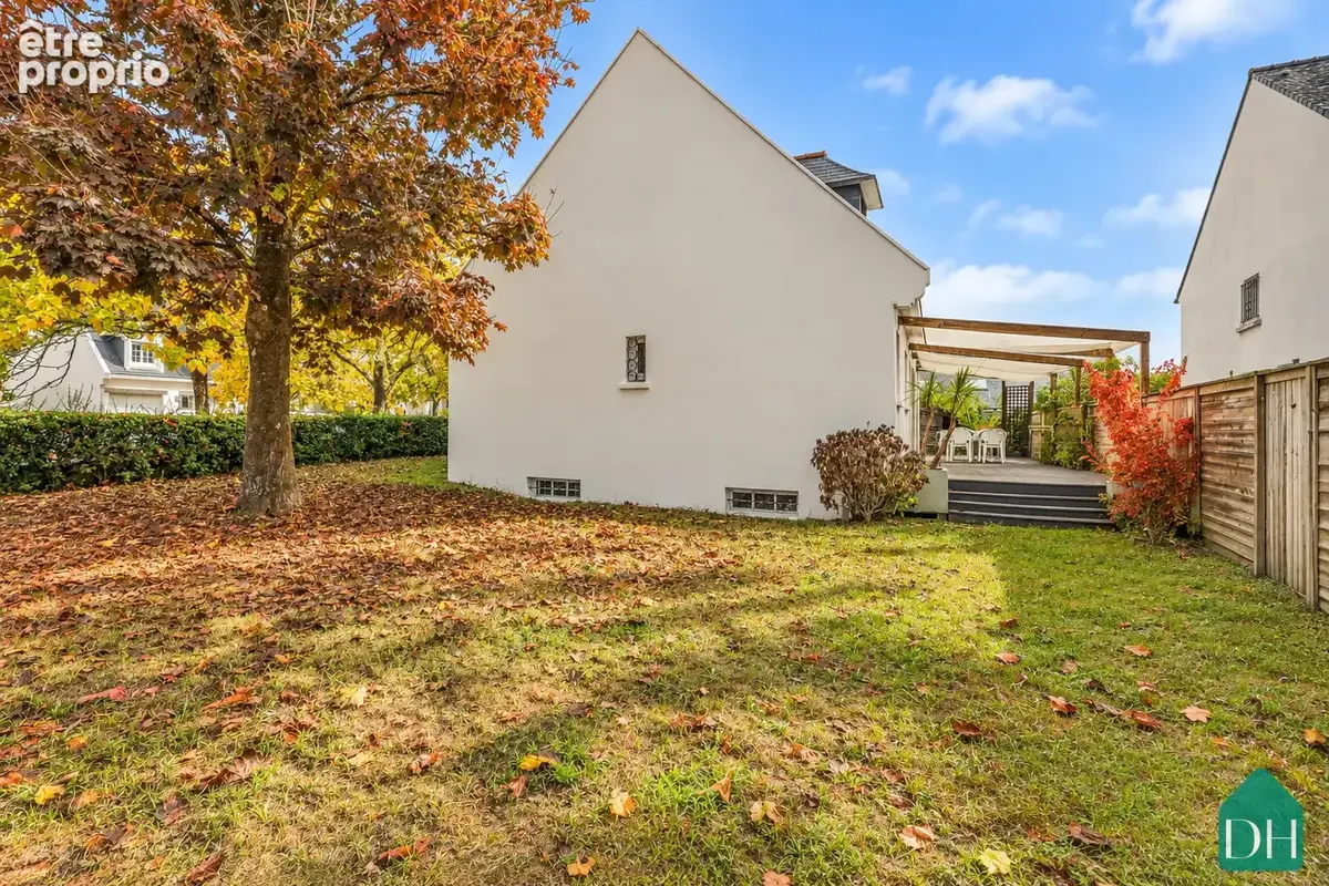 Maison familiale 7 pièces avec jardin en impasse au calme   La Bouvardière - SAINT-HERBLAIN - photo 21