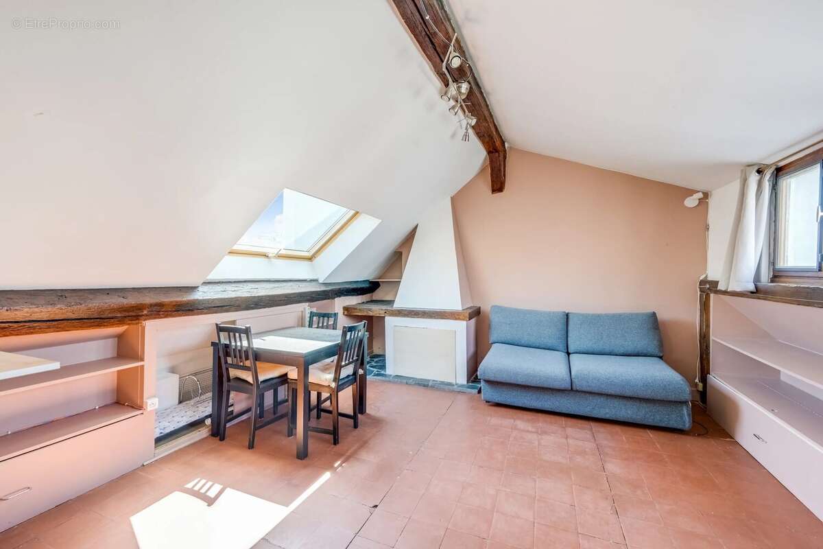 Studio de 24m2 avec vue Panthéon – Sectorisation Lycée Henri-IV - photo 2