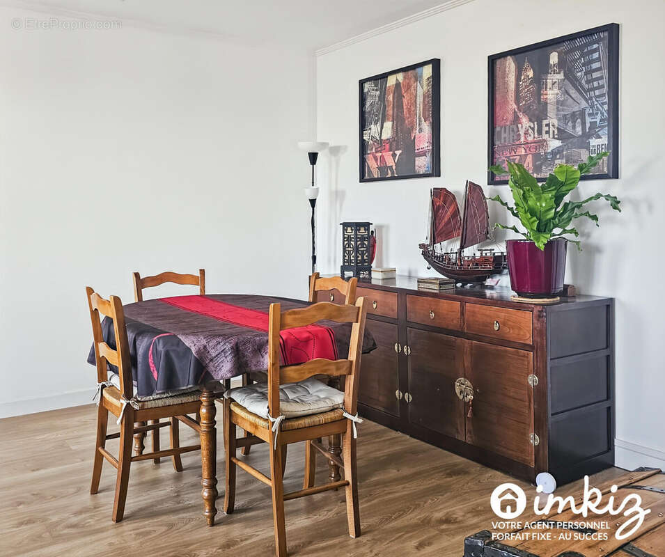 Appartement à PARIS-10E