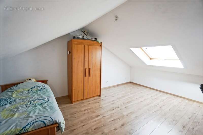 Maison à MONTREUIL-BELLAY