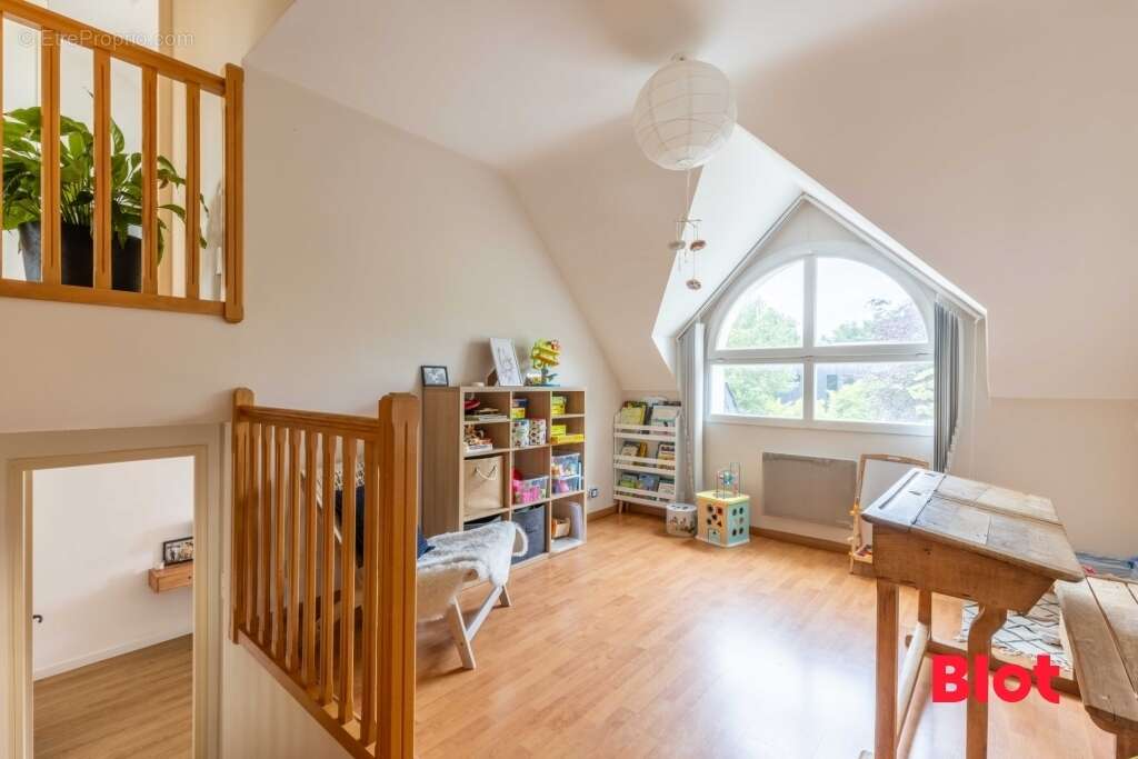 Maison à CHARTRES-DE-BRETAGNE