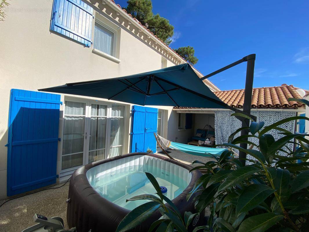 Maison à LES MATHES