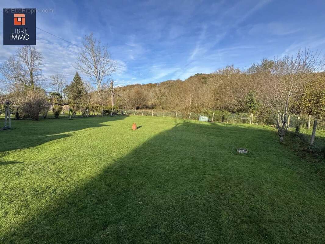 Maison à ARTIGUELOUVE