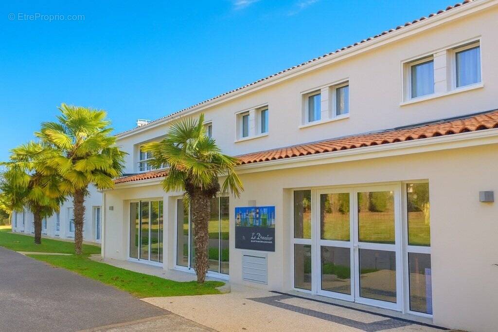 Appartement à THENAC