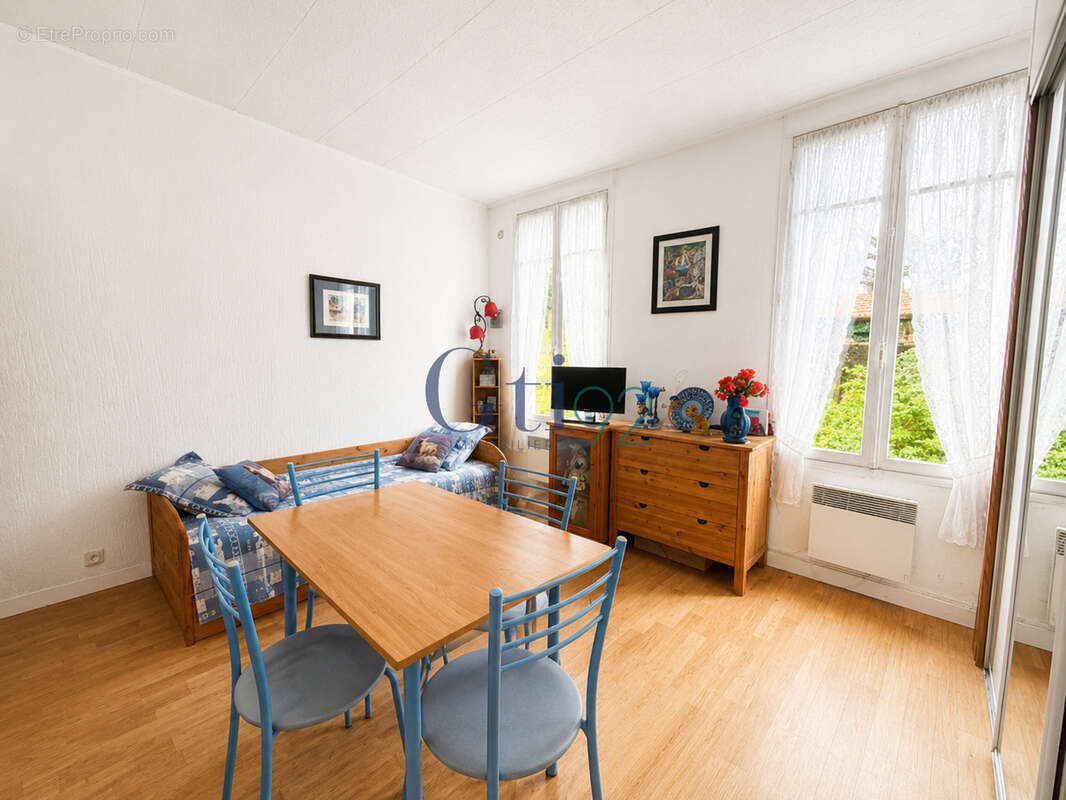 Cadre verdoyant - studio dans une petite maison - photo 3